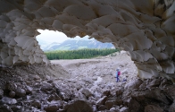 garni raetia - snow cave